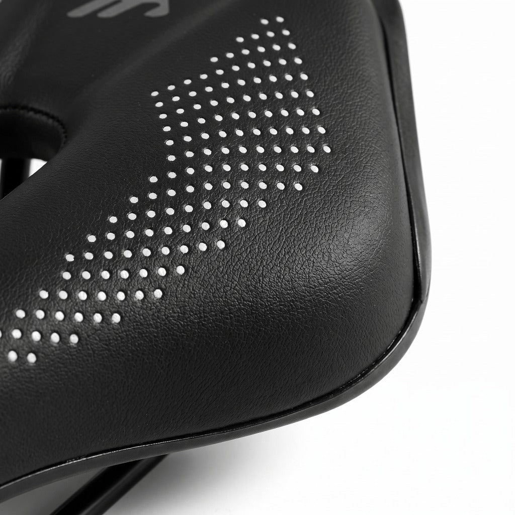 Selle de vélo légère 15 cm nez court à canal central – route et VTT